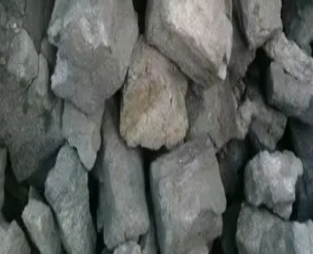 مواد فحم الكوك مسبك الكتلة الكبيرة لصب القيمة الحرارية 30400kj / Kg